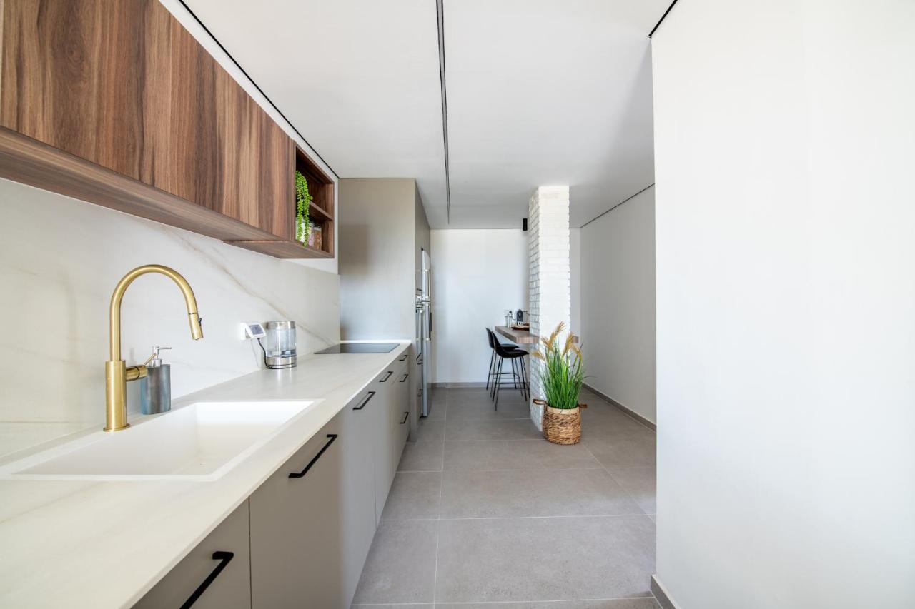 Sunlight-Luxury And Sea View Apartment エイラート エクステリア 写真